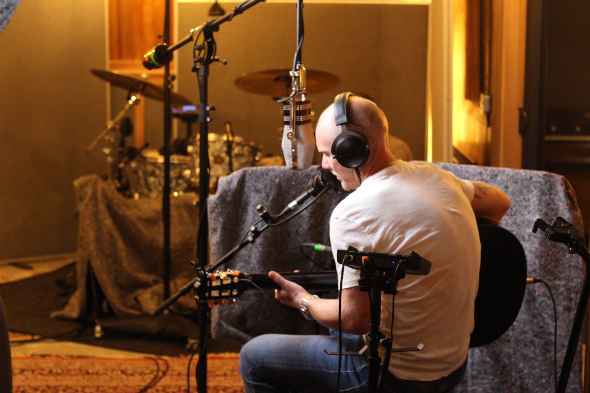 david_knowles_m's tweet image. Beneath a Diamond Sky is available to stream on all platforms now: david-knowles-music.com