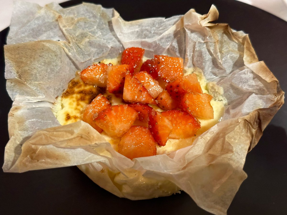 SltCnmg's tweet photo. Desde mañana, dieta, pero cómo estaba la cena de ayer 🤤🤤 No se come mal por Tarragona 🤪
#GrandTourCataluña #SaltaConGTC #publi https://t.co/0Jq6BSaxum
