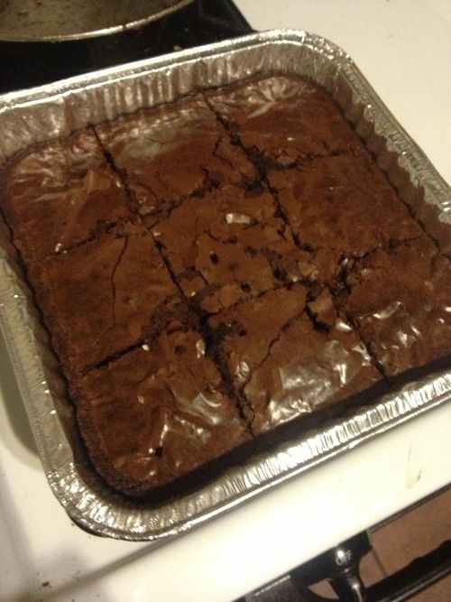 PoguesViolence's tweet image. . . . He will only share a piece of brownies with the Pogues.