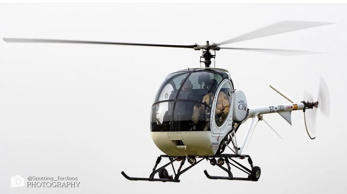 air_comment's tweet photo. #helipuerto #helicopter #helicoptero #ecjxu #faasa
#schweizer #palmadelrio #lerp #aerogroup
#pegasusaerogroup #pegasus #spotter
#spottingfercleos #spotting https://t.co/mhG0V7VJDf