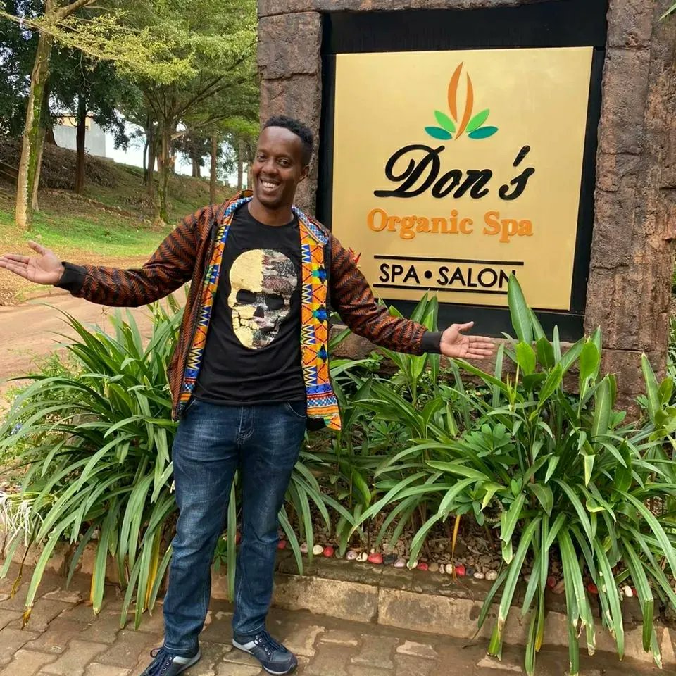 DonsOrganicSpa's tweet photo. Happy Spalidays!๐ Spa days are always on our wish list๐โค whats on yours?
Thank you #lord_eddimugisher_of_nubia for visiting & sharing your Spa Experience with us.โ
#Donsorganicspa #Metime #MeetMeAtTheSpa
#Visitus #lowerterrace #kololo https://t.co/198YB4802x