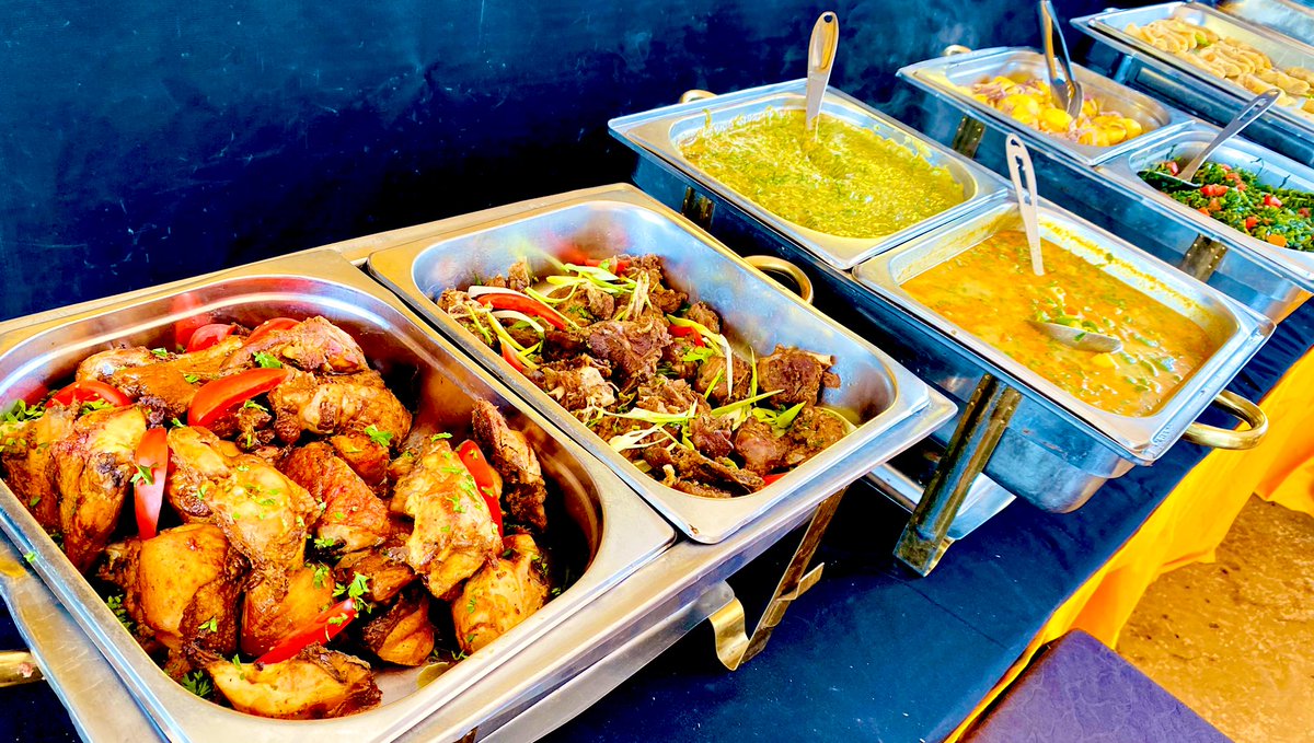 LegendsKla's tweet photo. It's that time of the day to pile your plate high with endless options at our all-you-can-eat buffet.
Visit & enjoy our flavour packed lunch π
And well, don't forget to save room for dessert to perfectly cap off that delicious mealπ€€
#LegendsBuffet https://t.co/1yLKmIoGt9
