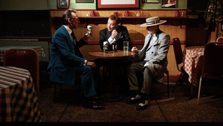 SohoGeorge's tweet photo. Just an observation fantasy aping reality.
Pic one Edward Hopper
Pic two on a book shoot in Soho for @ojharv
@Big_Lapels
#davidsaunders
@TheMuseumOfSoho
@sohosocietyw1 https://t.co/9BMXIoyxZk