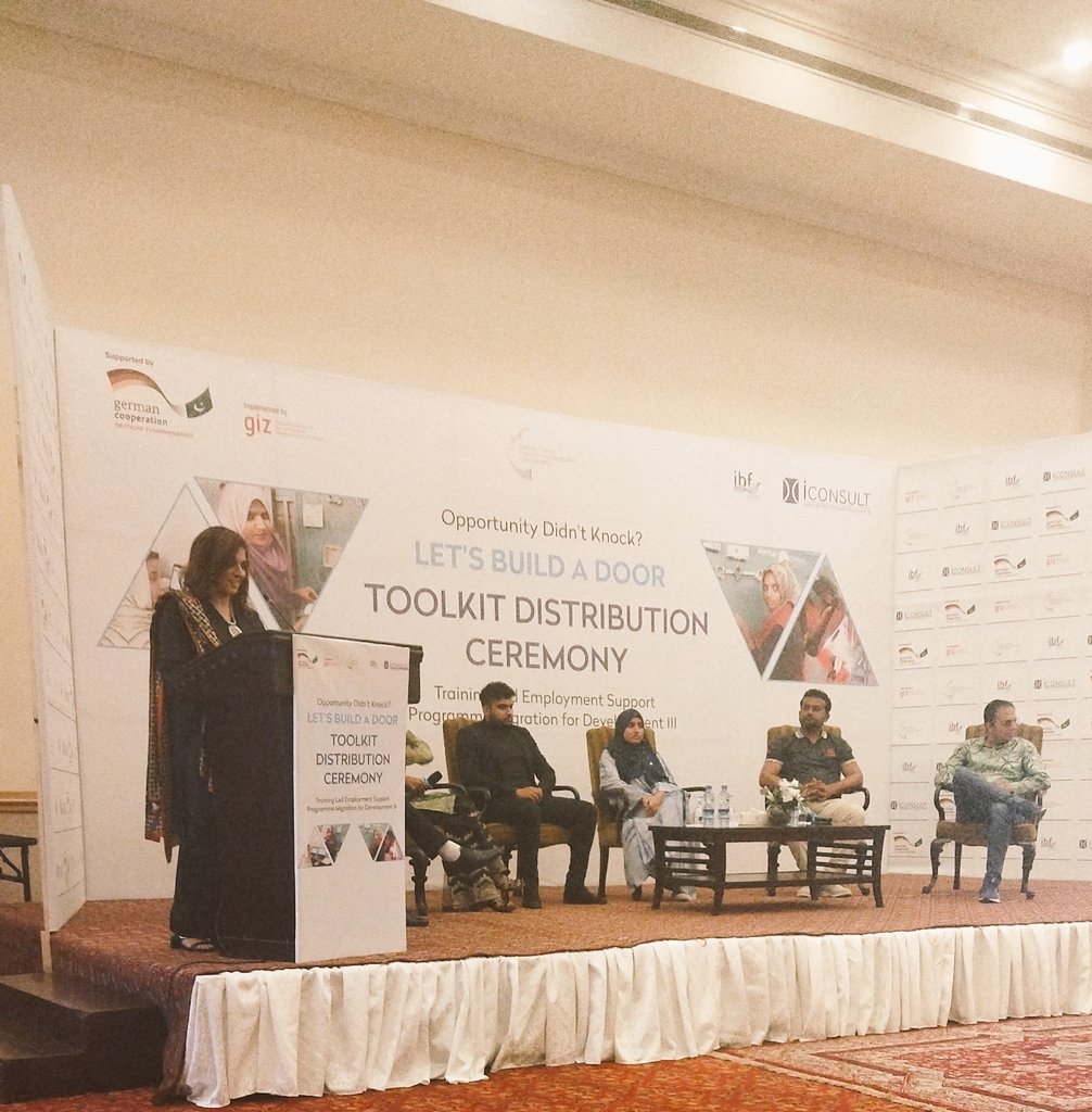 HiraImamRizvi's tweet photo. Toolkit Distribution Ceremony happening right now in Lahore under Training Led Employment Support, Programme Migration for Development III 
#TrainingLedEmploymentSupport
#ibfInternationalConsulting #traineeships #internships #giz #iconsult 
#ToolkitDistribution https://t.co/cYlH7rg3lo