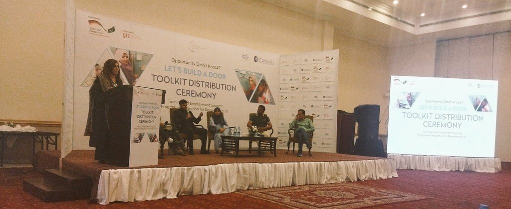 HiraImamRizvi's tweet photo. Toolkit Distribution Ceremony happening right now in Lahore under Training Led Employment Support, Programme Migration for Development III 
#TrainingLedEmploymentSupport
#ibfInternationalConsulting #traineeships #internships #giz #iconsult 
#ToolkitDistribution https://t.co/cYlH7rg3lo