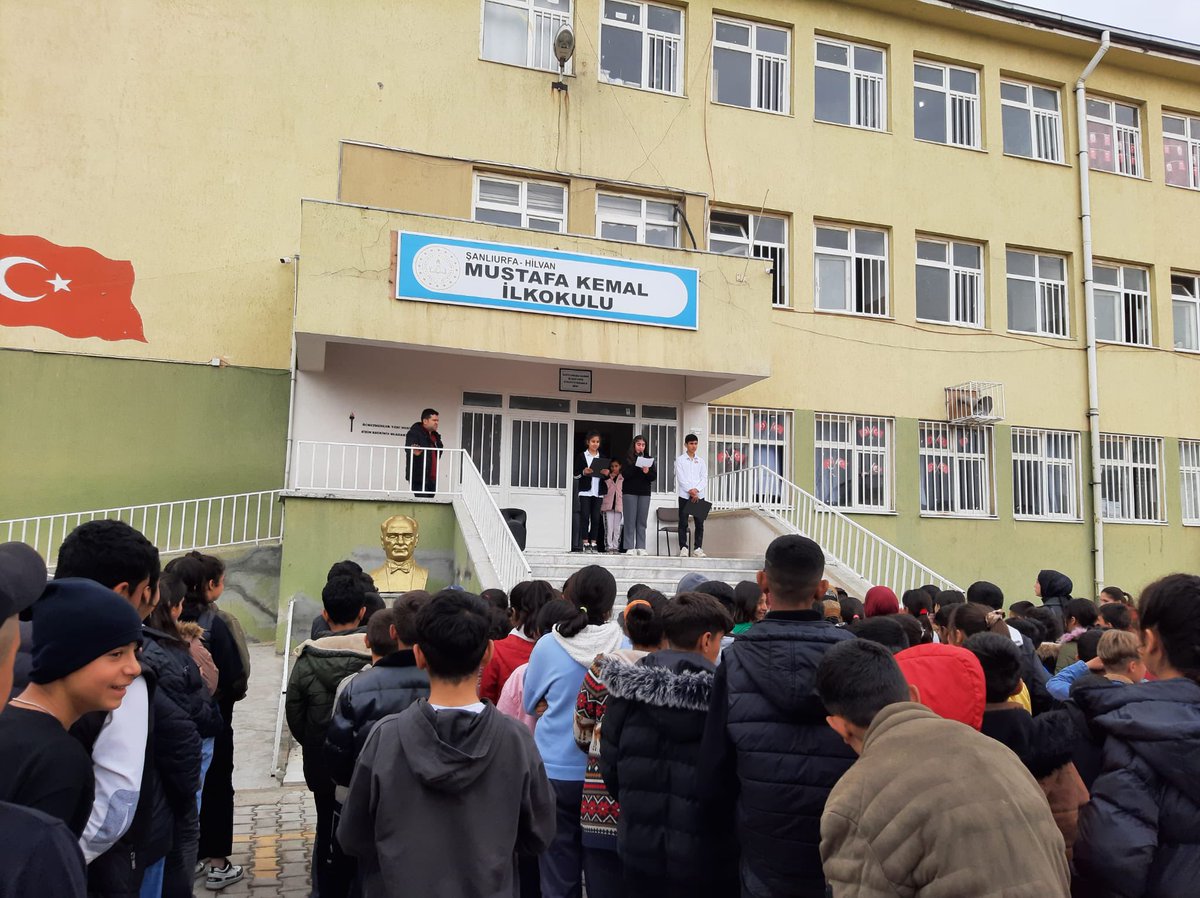 ortaokulu_kemal's tweet photo. İstiklal Marşı'mızın kabulünün 102. yıl dönümünde, Milli Şairimiz Mehmet Akif ERSOY' u ve İstiklal mücadelemizin tüm kahramanlarını rahmet ve minnetle anıyoruz. 🇹🇷🇹🇷
#12martistiklalmarşınınkabulü @Hilvan_MEM @Sedat21587681 @MehmetEminSevg5 @Ek14Metin @DurmusAtli @SedefNitelik https://t.co/wqxkNzXOXr