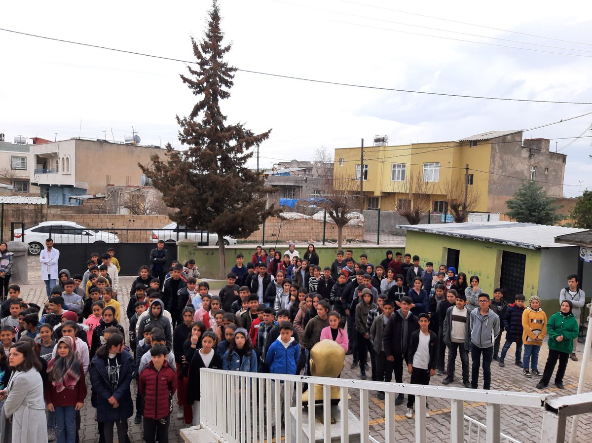 ortaokulu_kemal's tweet photo. İstiklal Marşı'mızın kabulünün 102. yıl dönümünde, Milli Şairimiz Mehmet Akif ERSOY' u ve İstiklal mücadelemizin tüm kahramanlarını rahmet ve minnetle anıyoruz. 🇹🇷🇹🇷
#12martistiklalmarşınınkabulü @Hilvan_MEM @Sedat21587681 @MehmetEminSevg5 @Ek14Metin @DurmusAtli @SedefNitelik https://t.co/wqxkNzXOXr
