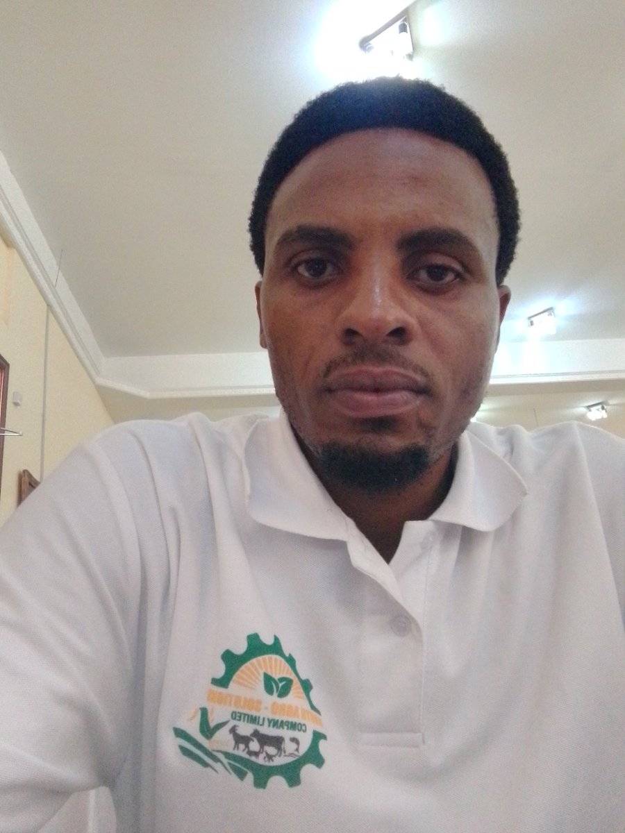PhilipoMrutu's tweet photo. Ndani ya Hoteli ya Dodoma kushiriki Mkutano wa Programu ya Building a Better Tomorrow (BBT) Kwa mashirika yasiyo ya kiserikali yanayo fanya kazi na Vijana katika sekta ya Kilimo. Machi 13-14,2023 . MGENI RASMI: Mh. Hussein M. Bashe (MB), Waziri wa Kilimo. https://t.co/btW7wZ3FjE