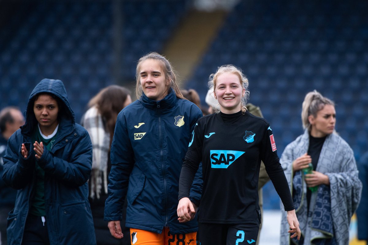 HoffeFrauen's tweet photo. Erster Einsatz in #DieLiga für Linette Hofmann!✨
Die 18-Jährige feierte beim gestrigen 4:0-Erfolg ihr Debüt in der höchsten Spielklasse. Wir sind stolz auf dich, Linni! 🫶🏼
#TSGSVM #TSG #TSGHoffenheim https://t.co/ib0aMwD7UZ
