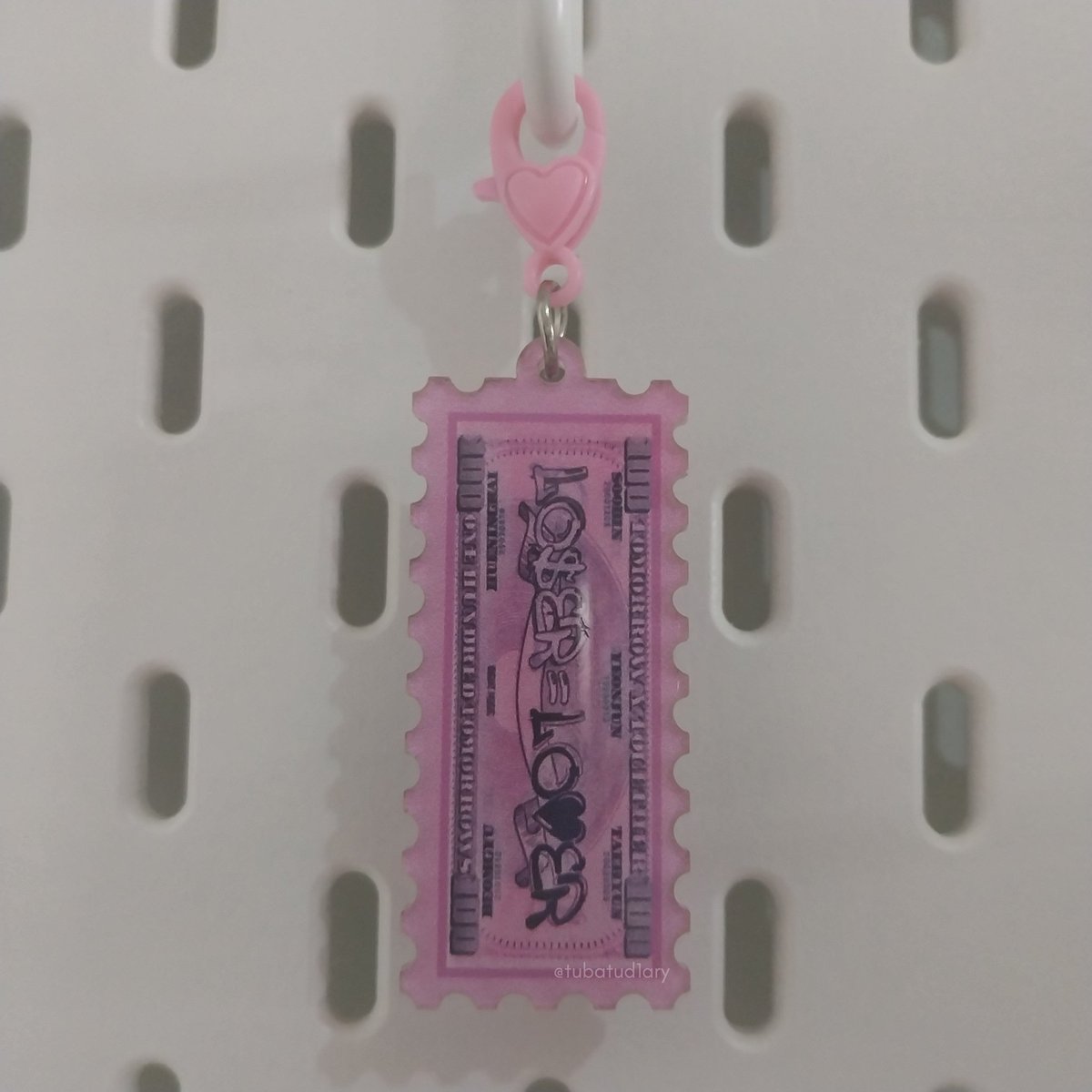 tubatud1ary's tweet photo. ꒰ #tdmails ꒱ ✨
dollolo keycharm by @yejiseeu_id 🩷
hii @naeracrtl ! i already received the dollolo keycharm >< tysm po ^^ i was really happy when i saw that you're selling an extra of this since i didn't got the chance to join your go 🥹 'til next time ~
#fromnaera https://t.co/cNlM8ZwWx3