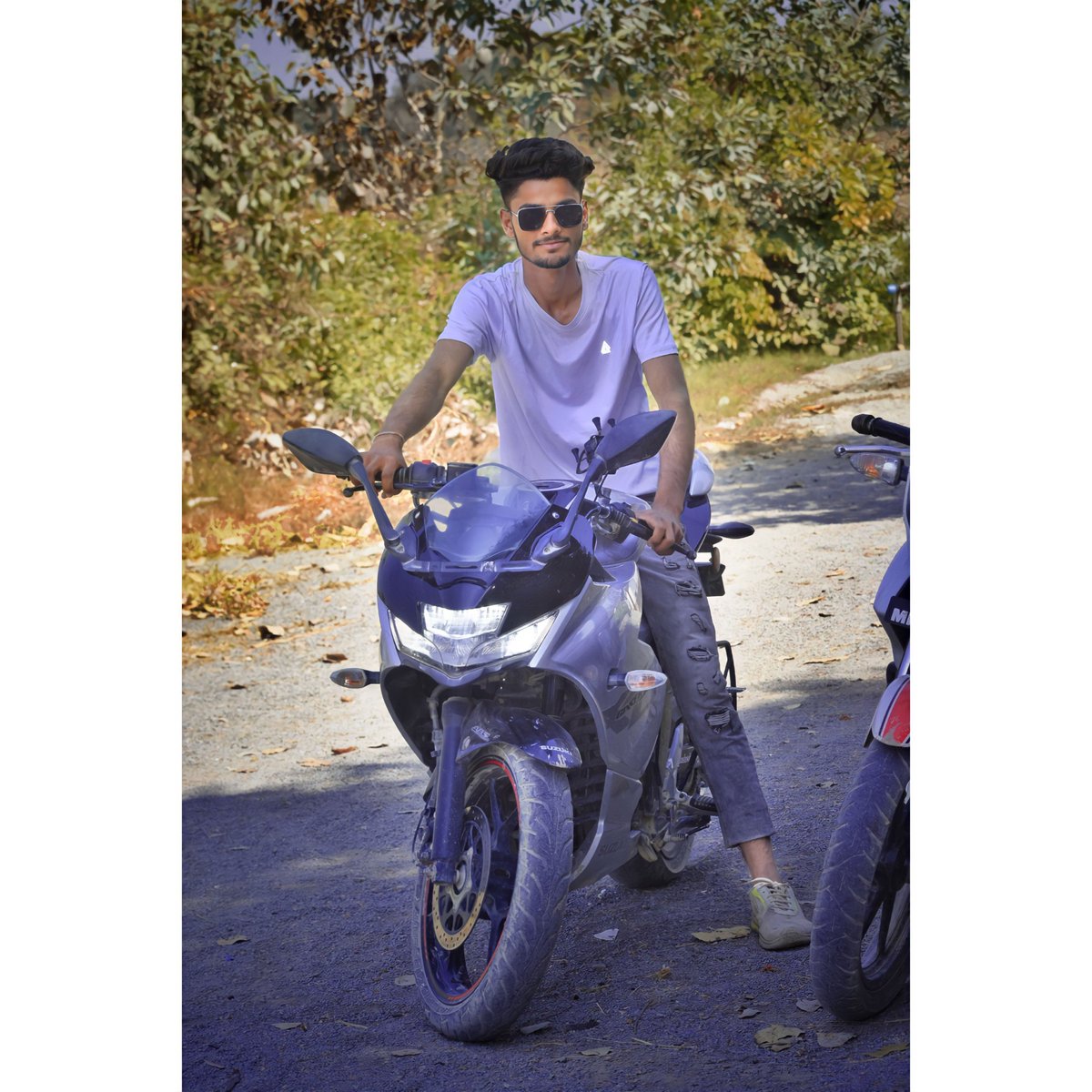 GIXER SF 😎🔥
.
.
SHOT ON <a href="/NikonIndia/">Nikon India Official</a> 3400D
.
.
.@Aaashipaul_ <a href="/chet_weets/">Chetna 💕</a> @ughhshutuppppp <a href="/haram_khor_/">Ganesh Vanare</a>
<a href="/makclickz/">Mayank Tiwari</a> 
#Nikon #photography #photooftheday