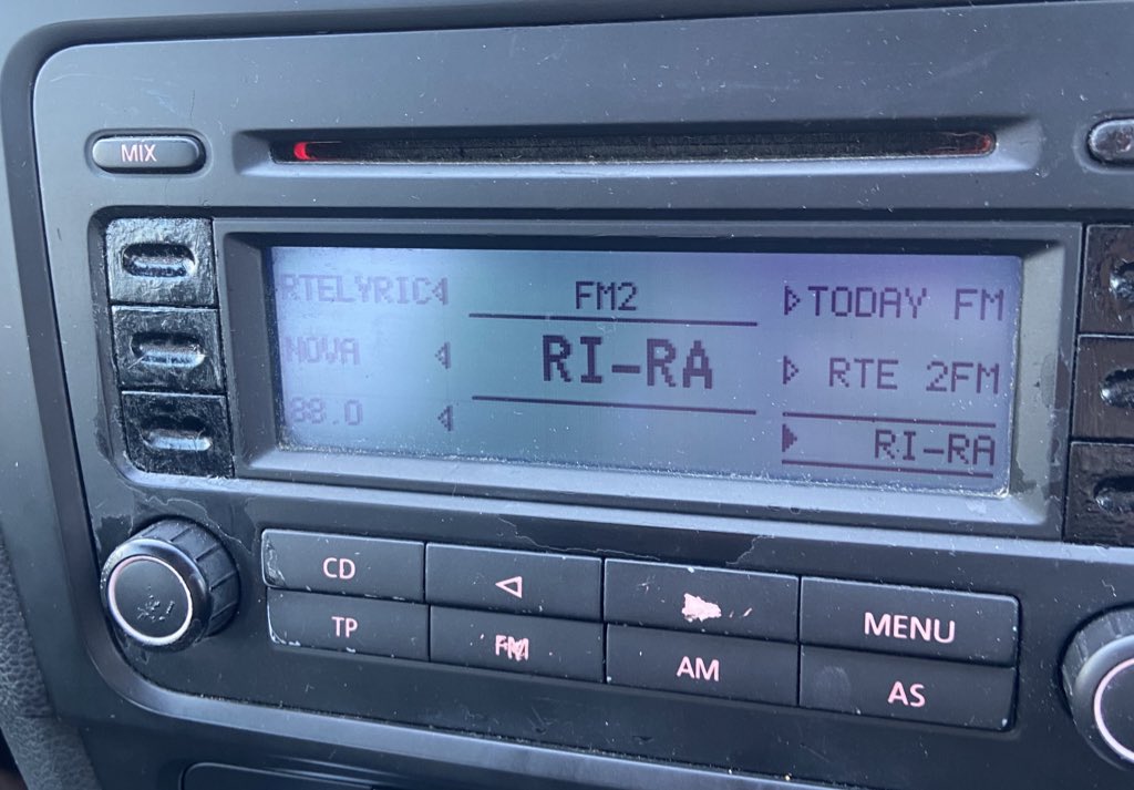 ✨ Tá @RaidioRiRa beo ar FM ✨

📍Baile Átha Cliath 105.2fm
📍Corcaigh 106.7fm
📍Luimneach 105.5fm
📍Gaillimh 87.7fm

#RRRFM #SnaG23