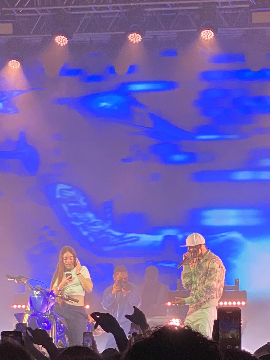 Clucchins's tweet photo. that should be me😀 https://t.co/YWoji4a9N7