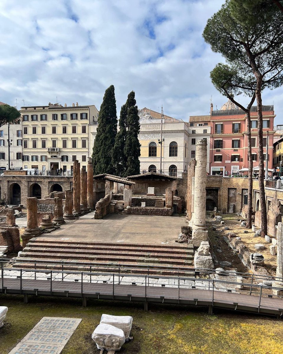 According to the Roman calendar the Ides of March fall on the 15th. It was on this day in the year 44 B.C. that Julius Caesar was assassinated by a group of conspirators, nearby the Area Sacra di Largo di Torre Argentina (in the pic).

📷 IG: meraviglie_di_roma
#VisitRome