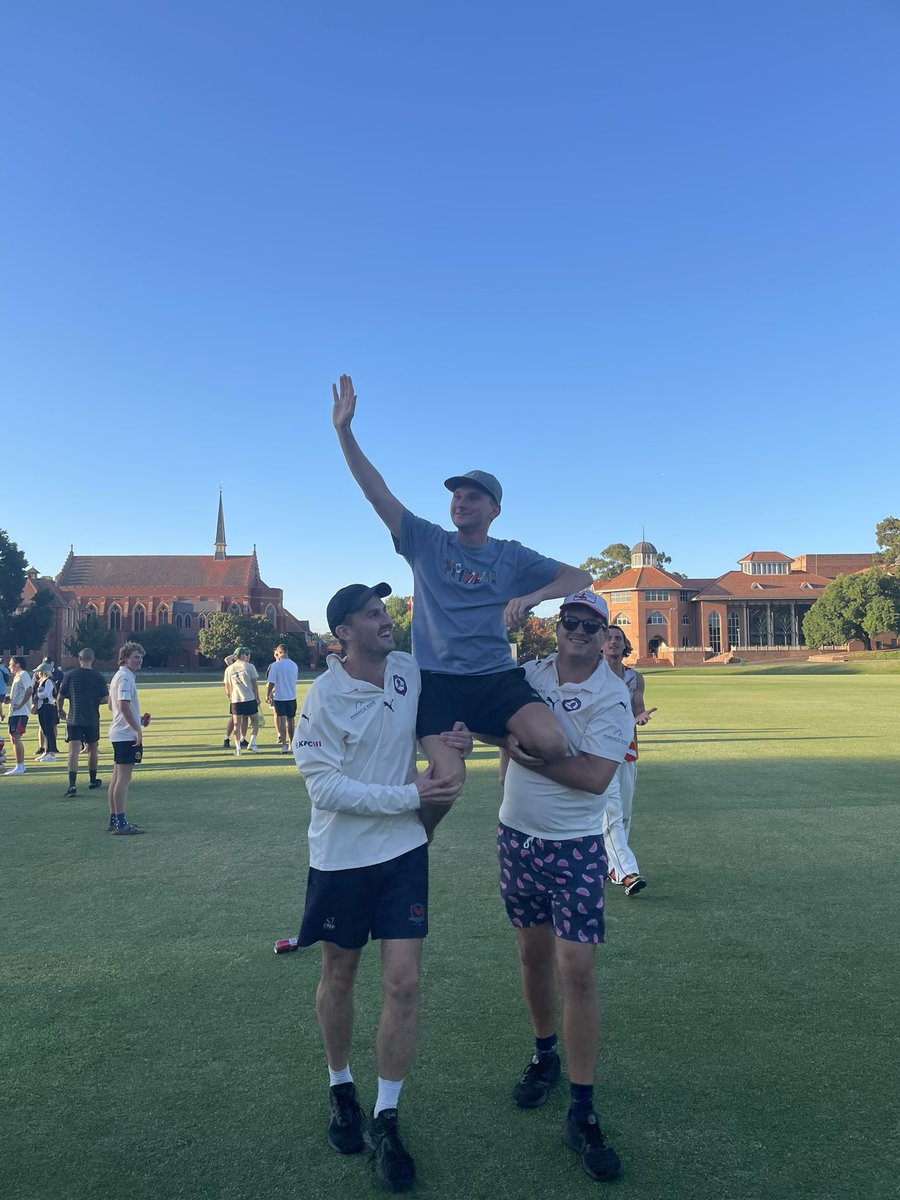 OldMelbCC's tweet photo. Our man Hawk calls a time on a decorated career. @therealwhanlon did not bowl or bat today but scored magnificently. A great clubman #hawk https://t.co/scMF4DsY1T