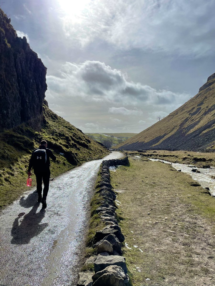 Don’t Go Chasing #Waterfalls… 🌊

Enjoyed our Monthly #Hike yesterday as we went for an Adventure around Gordale Scar and #MalhamCove in the #YorkshireDales National Park! 🌲

#Sunday #SundayVibes  #Walking #WalkingGroup #Friends #Hiking #Weekend #Sun #FreshAir #Views #UK