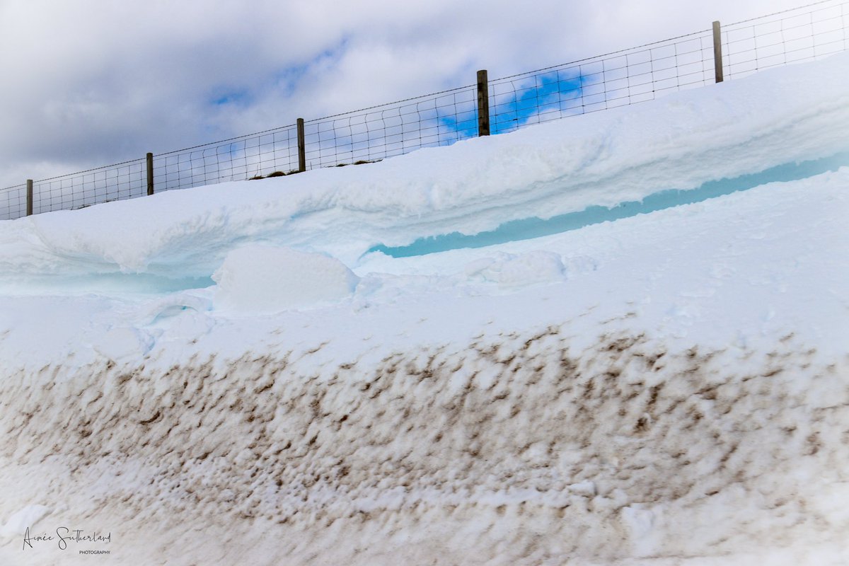 AimeeS74's tweet photo. Blue snow #shetland #bluecoloration https://t.co/0s6FuzLByt