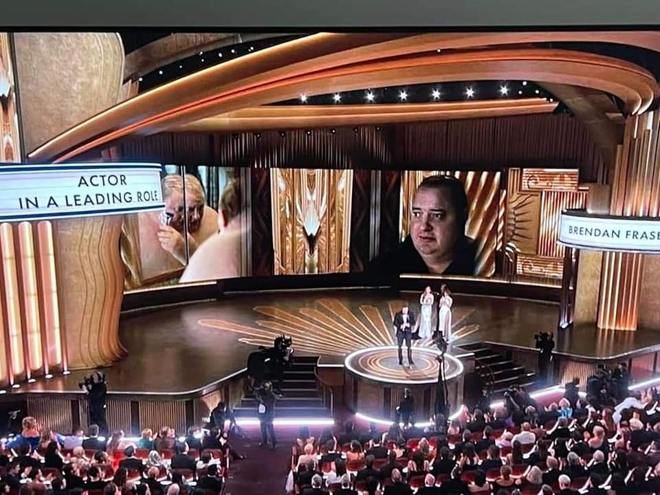 DianaCastill08's tweet photo. A more than deserved recognition.
 This award also goes to patient organizations and representatives of people with obesity.This award has access to the spotlight not only on the actor but also on a very complex pathology, difficult to manage.  @ObesityAction  #TheWale  📽️🎬 https://t.co/0maGyua6bP