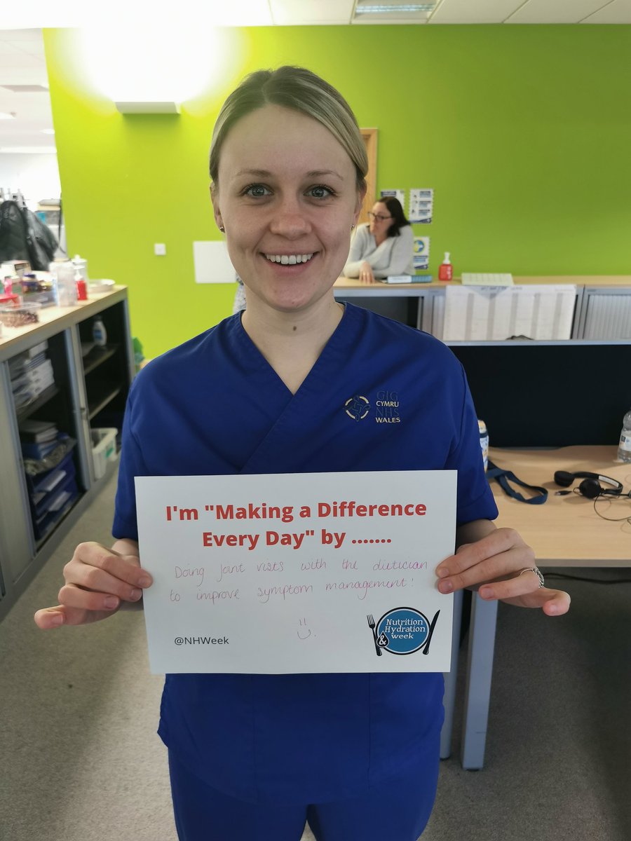 Rachelbudge90's tweet photo. Starting #nutritionandhydrationweek as we mean to go on with this pledge from Jenna, ANP within Carmarthenshire Intermediate Care Team. Joint visits &amp; working together to improve patient care is how it should always be 💫 @HywelDdaHB @NHWeek https://t.co/KnQGIBy5DV