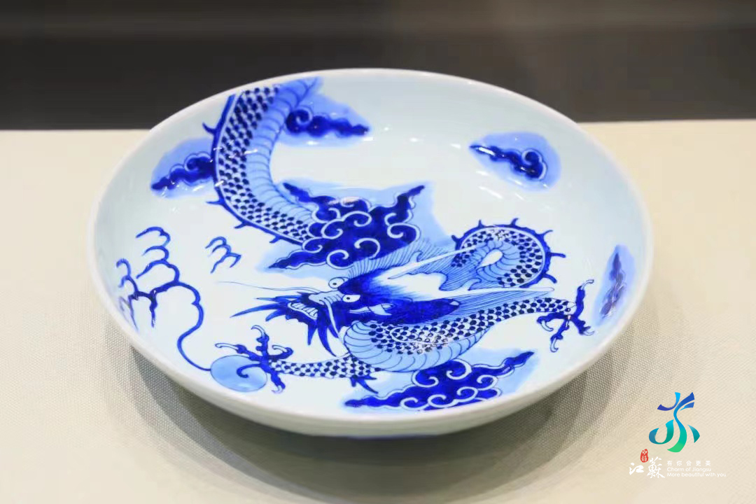 VisitJiangsu's tweet photo. #CultureJS Chinese porcelain is famous for its long history and intricate design. Do you also find it fascinating?
Numerous porcelain masterworks are on display at the Yancheng Museum. Come and enjoy their stunning beauty! #ArtCulture https://t.co/TpBjl7oBv8