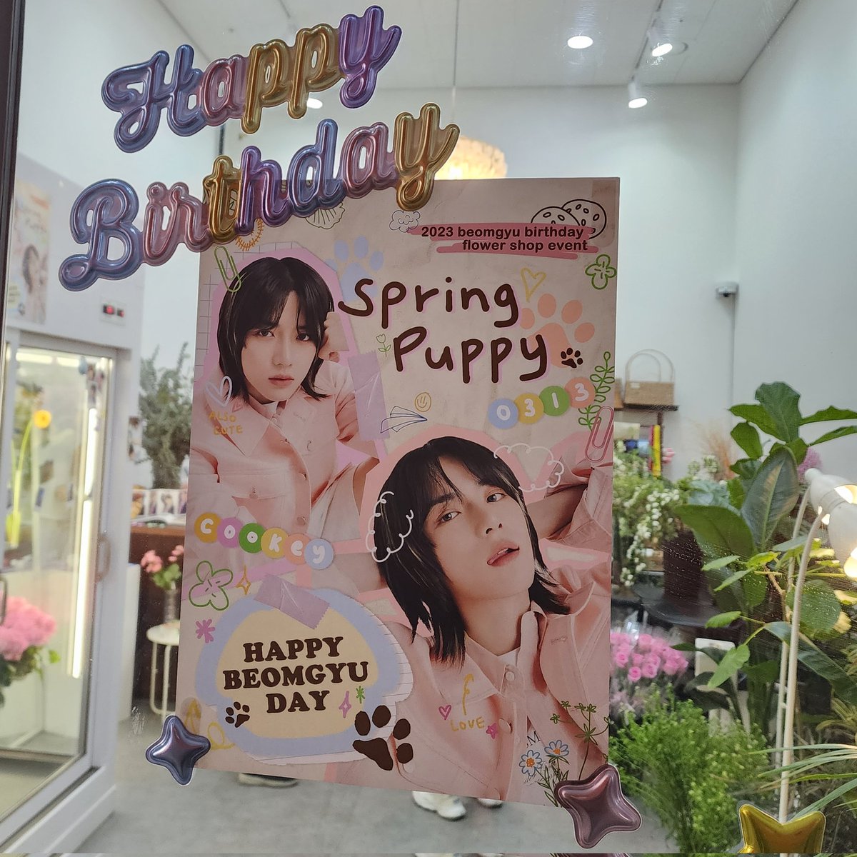 record_bamgyuuu's tweet photo. 🌷주리플라워
우리 갱얼쥐 생일🐶
알록달록 꽃이 잘 어울리는 우리 범규🩷
범규 덕분에 행복한 사랑 중인 모아와 분홍 장미🌸
랑지님 그림에 눈물흘리는 사람이어서 아크릴 스탠드 너무너무 예뻤다! 선착키링 도전해 볼걸...🥲

#봄을물어온강아지
#spring_puppy https://t.co/oiltbx4lpJ