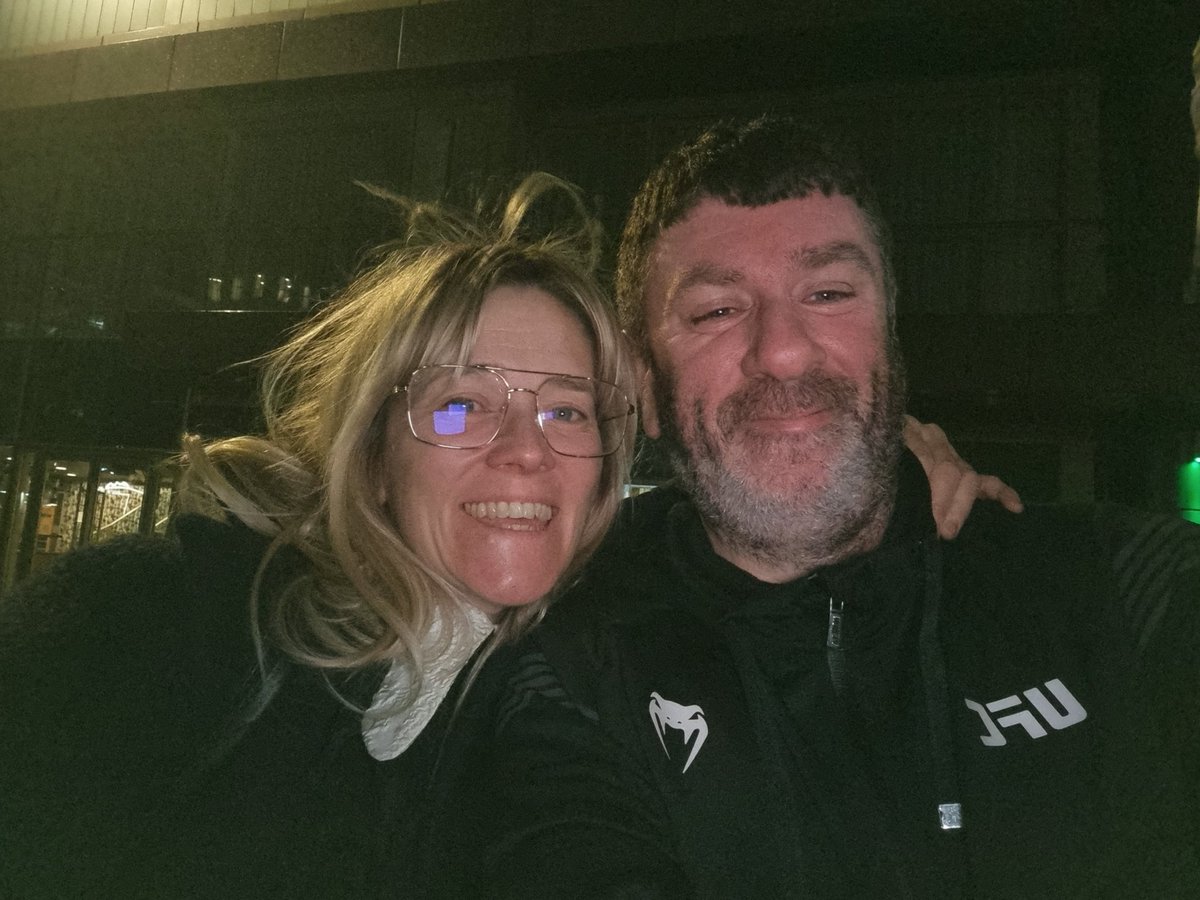 jovibaz's tweet photo. @edibow 😎 cool pic thanks... 🚕 https://t.co/rlxBqPsvNq