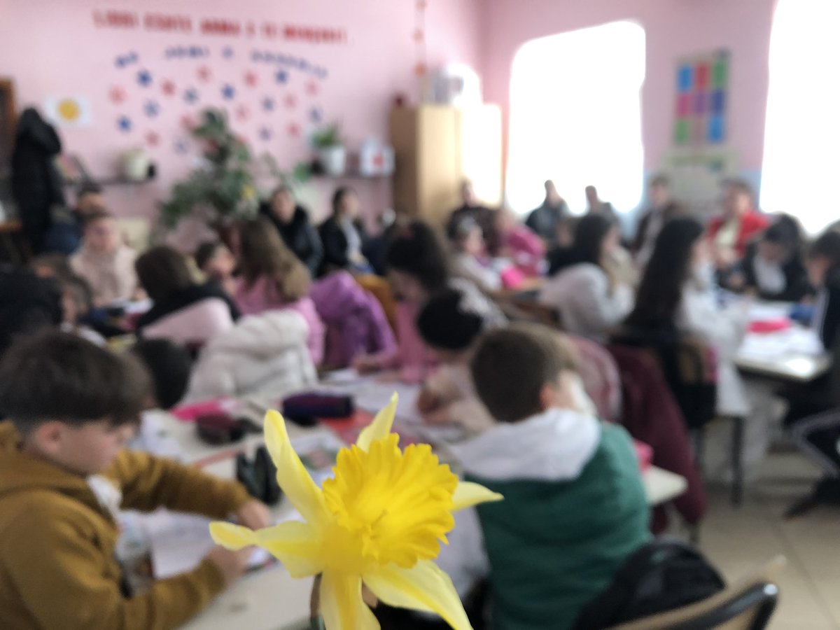 HotiLazime's tweet photo. #pupils #4thgrade #etwinningproject #just_a_flower #Happiness 🌷
@DhurataCuka @c_serio @EnsuidaSelaj https://t.co/5Bh33gbv7Y