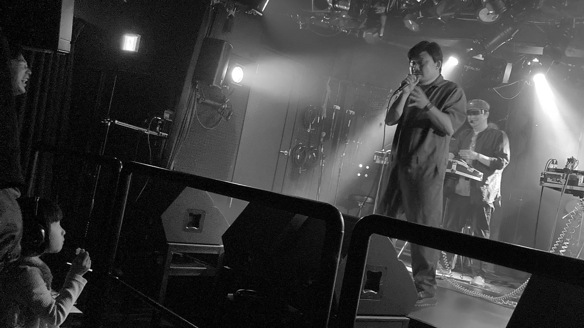 昨夜のHNF@PADOMAありがとうございました！AnnyもINENARIもUN LUCK WINも素晴らしかった。ナイスガッツのナイスガイ達だった

なによりバーカンに大量に並ぶお客さんのええ顔がええイベントを現してました

改めてPADOMA開店おめでとうございます㊗️