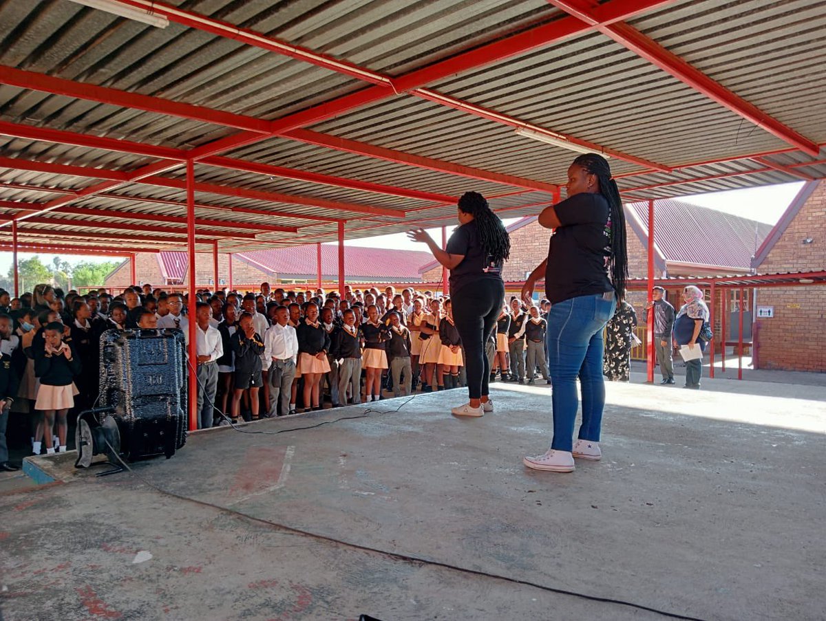 This morning the Anti-Racism Network South Africa hosted an interactive school assembly at Impala Crescent Primary School.

<a href="/AntiRacismNet/">#UniteAgainstRacism</a> 

#UniteAgainstRacism #NoPlace4Racism #AntiRacismWeek