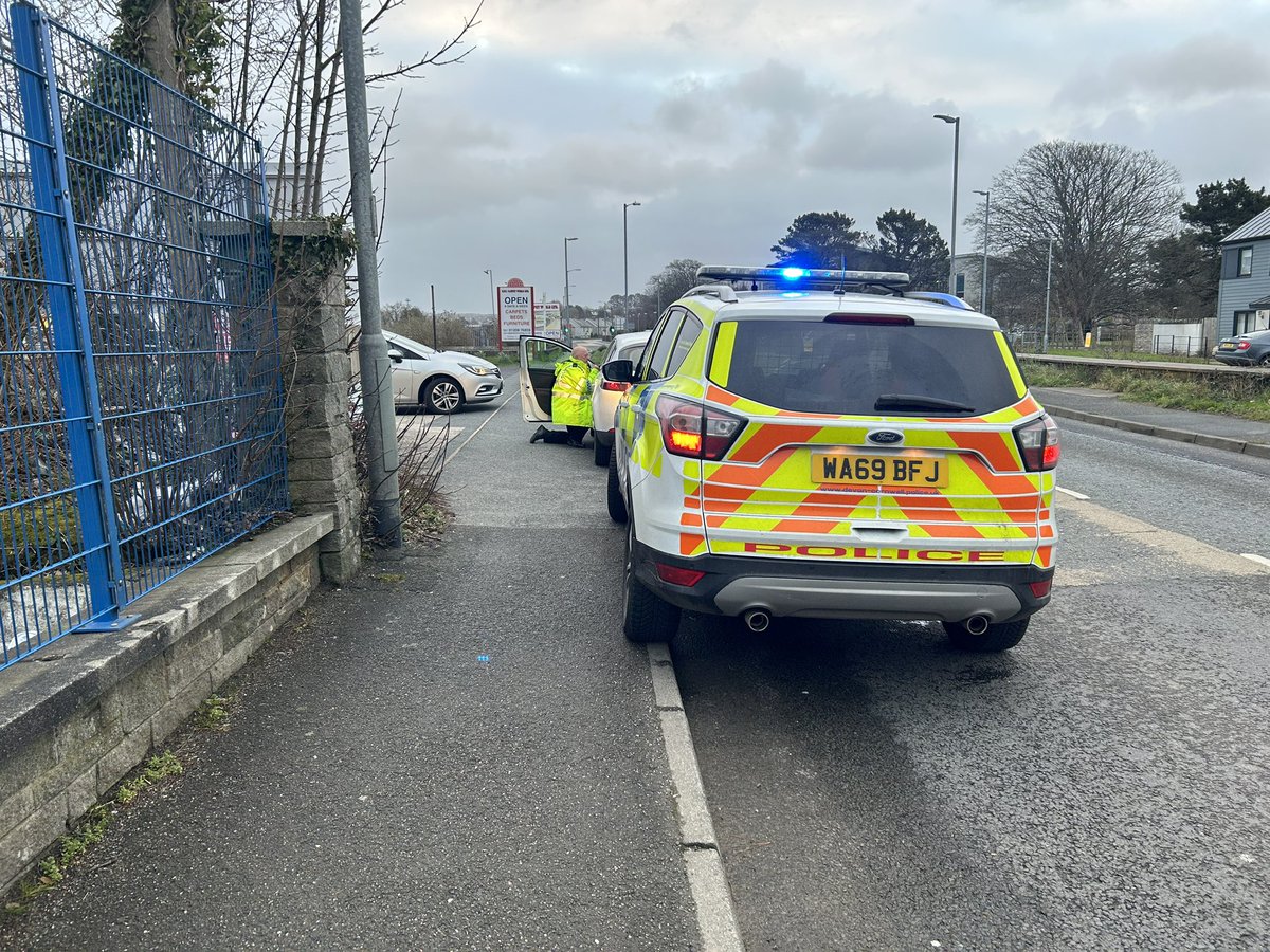 Night shift were heading back in just before 7am when they spotted a car being driven erratically.
Vehicle stopped, driver breath tested, was clear
Everything else in order, driver was lost.
Now redirected &amp; on way
We are looking for those who are over limit after heavy nights!