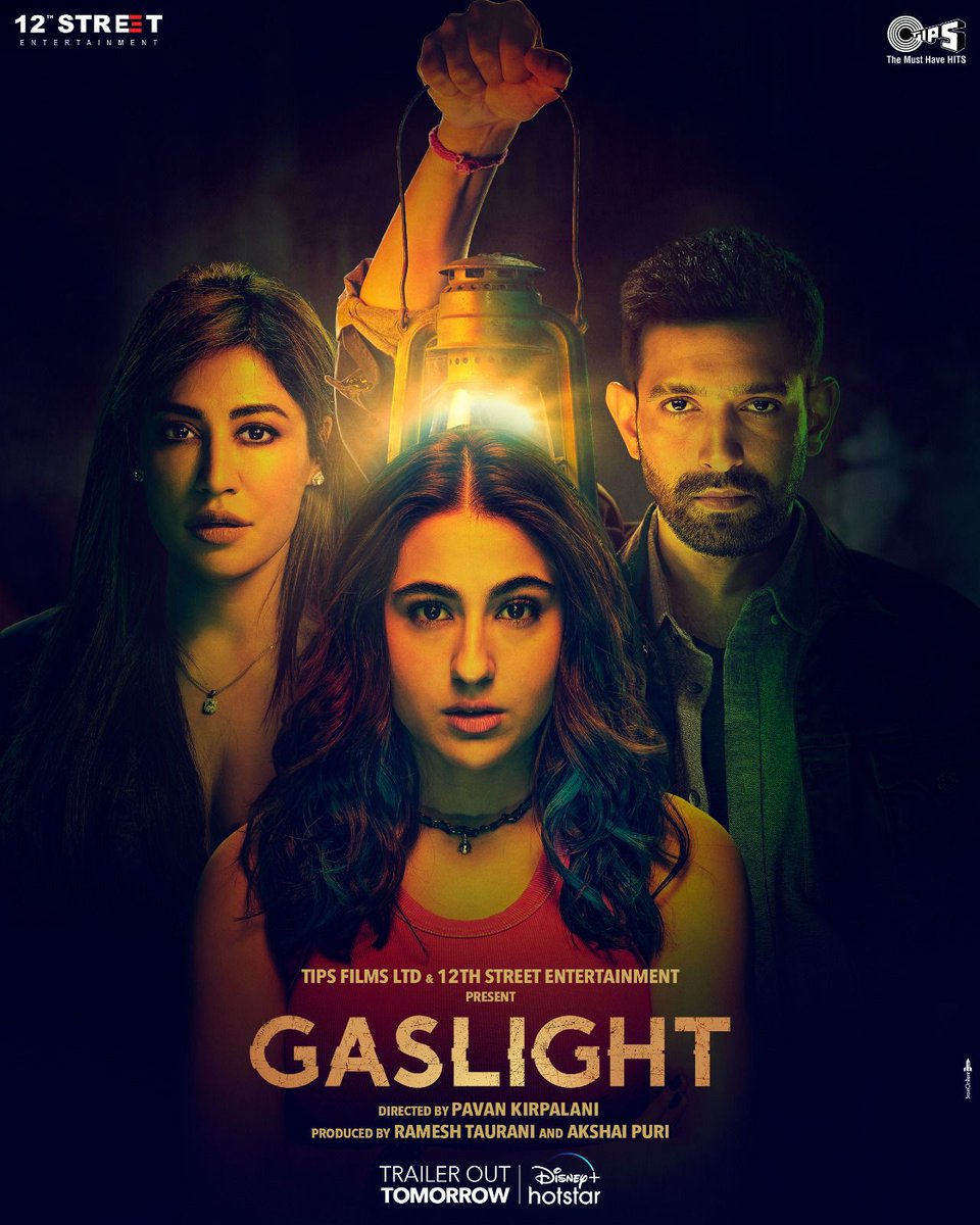 #GaslightTrailer Out Tomorrow.. Stars #SaraAliKhan, #VikrantMassey and #ChitrangdaSingh.. Directed by #PavanKirpalani and produced by #RameshTaurani & #AkshaiPuri.. #Gaslight streaming on 31st March on #DisneyPlusHotstar

#GaslightOnHotstar