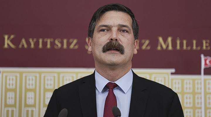 darkwebhaber's tweet photo. TİP Genel Başkanı Erkan Baş: ''Kılıçdaroğlu'nu ilk turda desteklersek seçimin Erdoğan'a karşı açık ara kazanılabilir. İkinci turda oy verebileceğimiz adaya ilk turda verelim, bitirelim bu işi. Farklılıklarımızı değil ortaklıklarımızı öne çıkartalım. Bunun etrafında ilk turda tek adayla yüzde 60’lara varan yüzde 70’leri hedefleyen bir ağır yenilgiyi Erdoğan’a yaşatabiliriz."