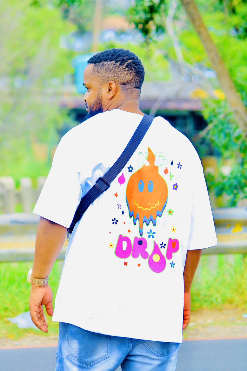 DropBrand's tweet photo. Look good feel good 

#RIPAKA 
#Ripcostatich 
#daterush https://t.co/CX6rnmmJrQ