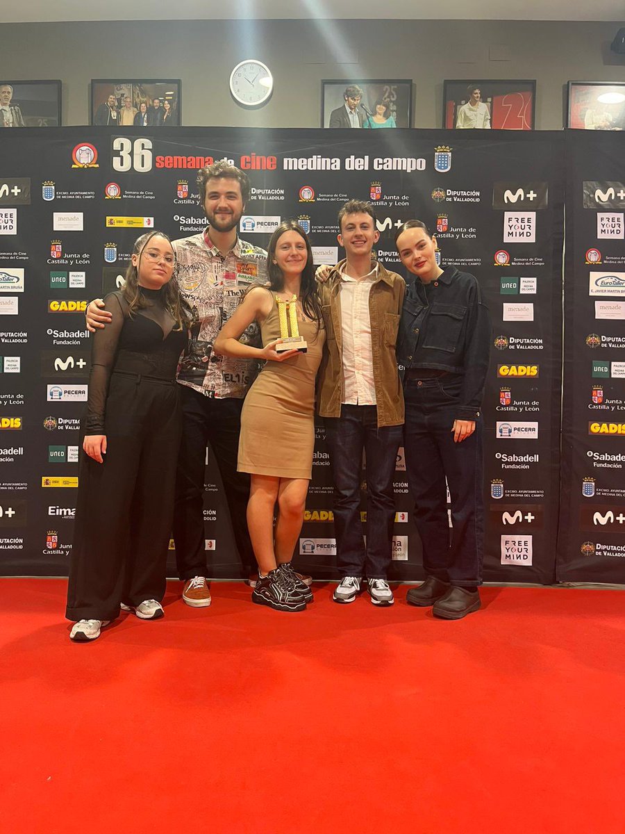 carlota :(( tweet media