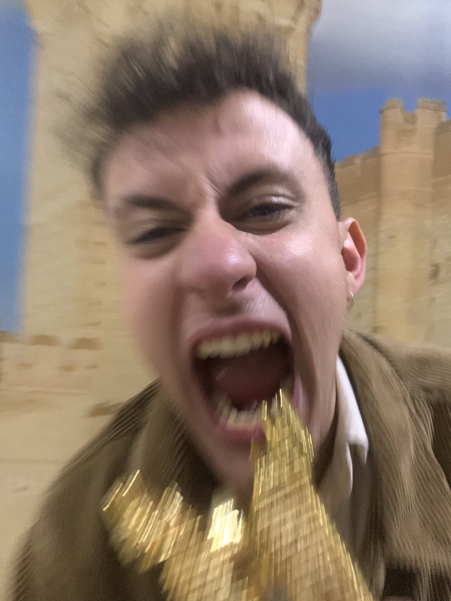 carlota :(( tweet media