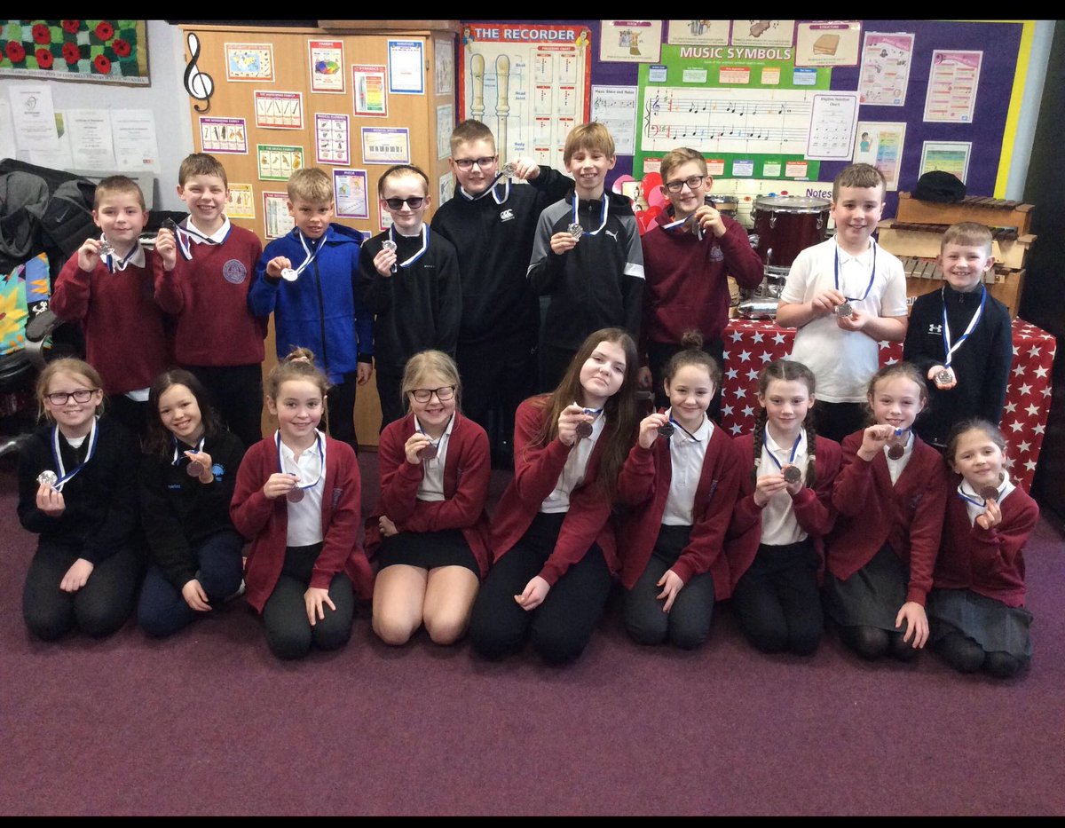 Our swimming gala team who brought home a silver medal. #teamleenmills #swimming #gala #hucknall #schoolsport