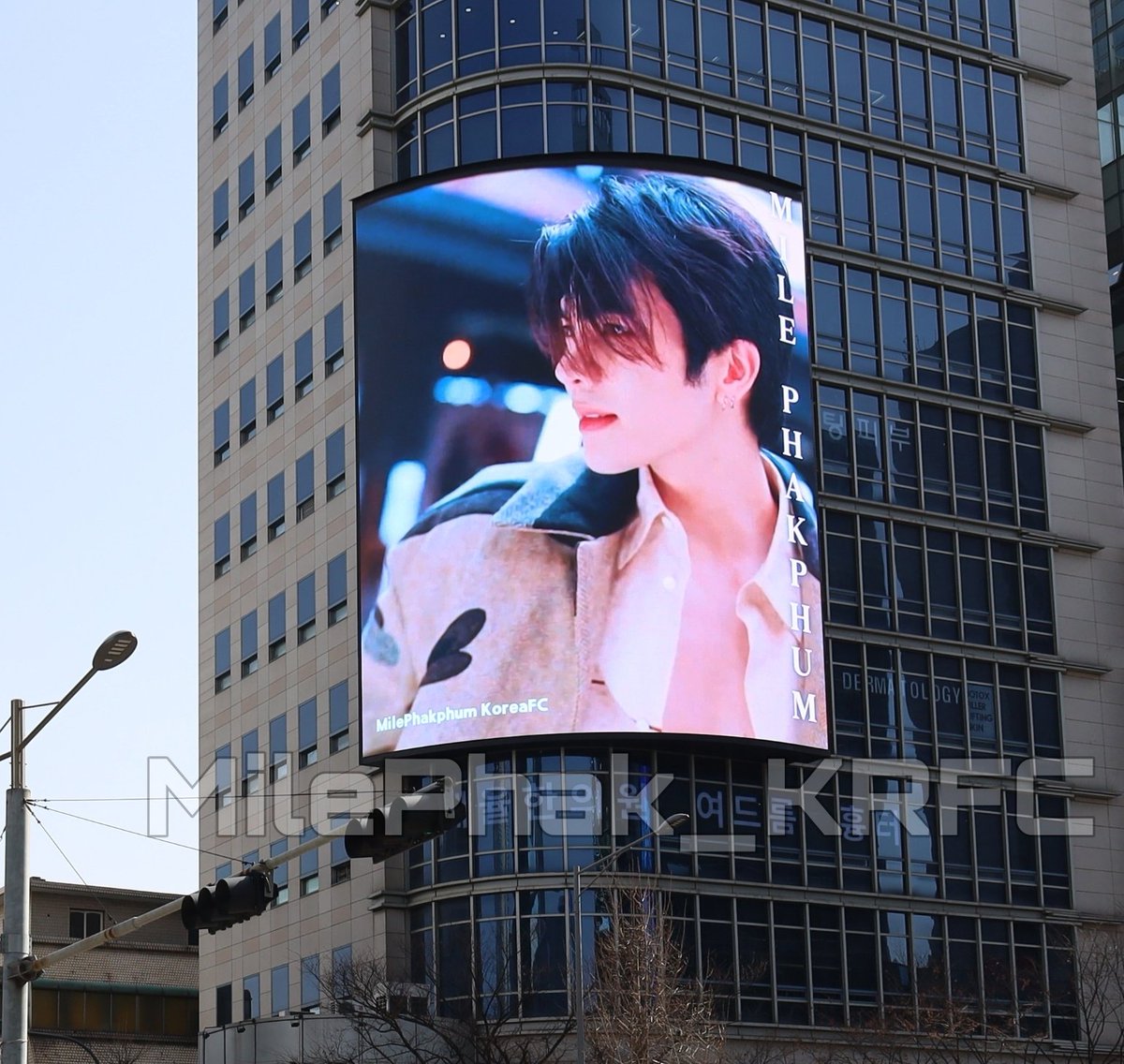 (SLOW)Mile Phakphum KoreaFC🇰🇷 tweet media