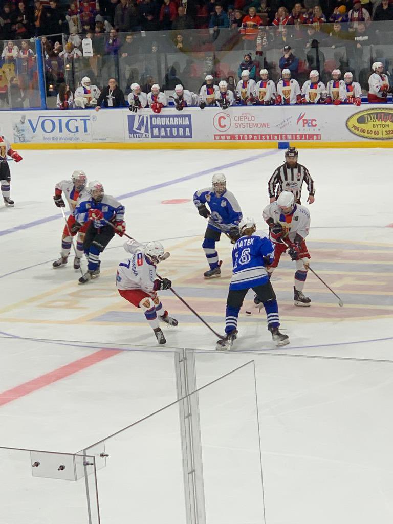 taka_ja_poznan's tweet photo. Podsumowanie sezonu 2022/2023:
Spełnienie marzeń 14-latki
Miejsce w ścisłej kadrze 🇵🇱U18
🥈Turniej Czterech Narodów-pierwszy gol dla 🇵🇱
🥉Turniej Nadziei Olimpijskich
🥈IIHF Mistrzostw Świata w Hokeju na Lodzie Kobiet U18 Dyw. IB
🥈Mistrzostw Polski #PLHK @PZHL
Jestem dumna😊♥️ https://t.co/rH7QRHYhKA