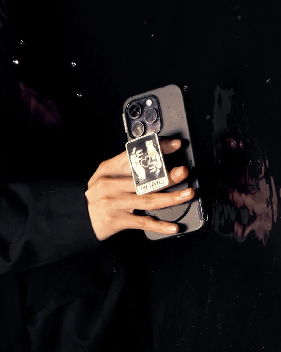 popsocketstokyo's tweet photo. [TAROTコレクション]
タロットカード型のスマホグリップ🔮
あなたはどのカードを選びますか？

コレクションはこちら→ https://t.co/sRQaqqDtlb https://t.co/86rxD3V8uS