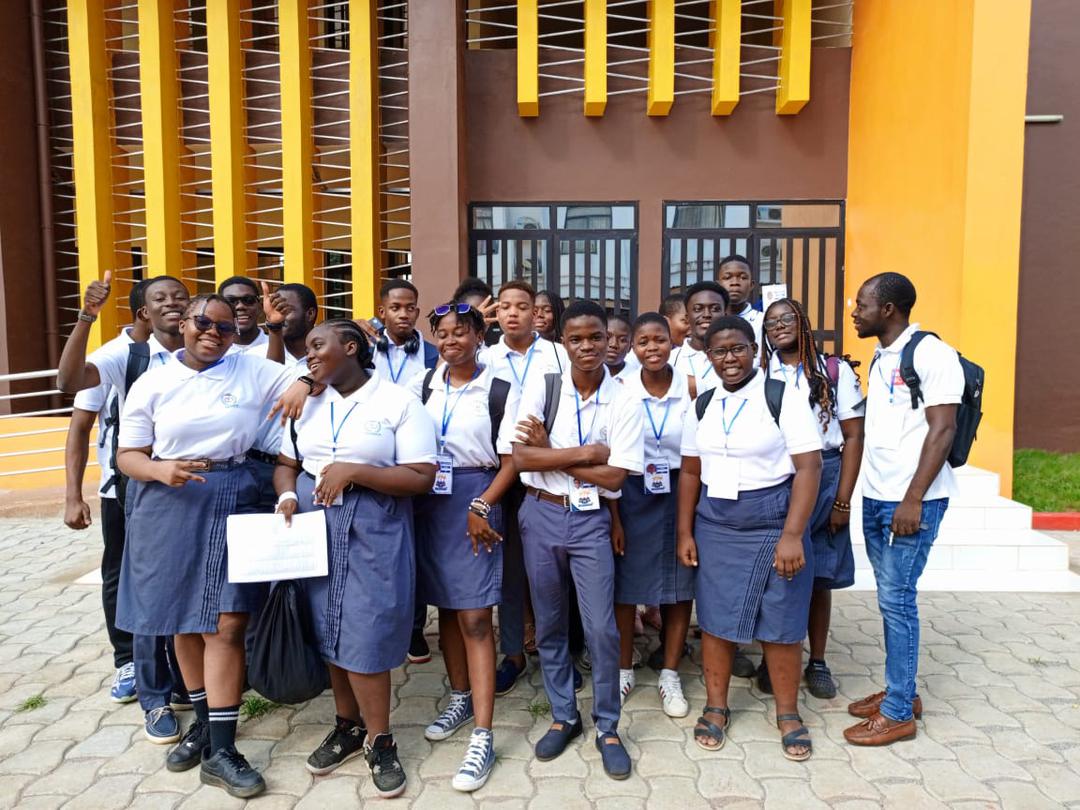 #clssigma

Participant, samedi dernier, à un #challenge d'#anglais face aux #élèves d'Eredi, l'équipe du CLS SIGMA l'a largement emporté à 88 points contre 38. Nous restons focus pour la suite du #championnat.

 #TgTwittos  #Togo  #CIV225  #Team228 
<a href="/RFIAfrique/">RFI Afrique</a> <a href="/EducationTg/">Ministère des Enseignements Primaire et Secondaire</a>