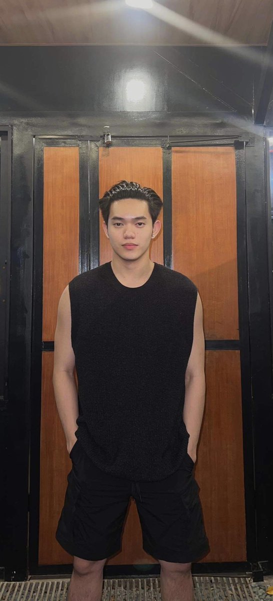 _kayedot_'s tweet photo. So cute and handsome lang 🔥@ yofrancislim✌️ https://t.co/KMcl3PpVkV