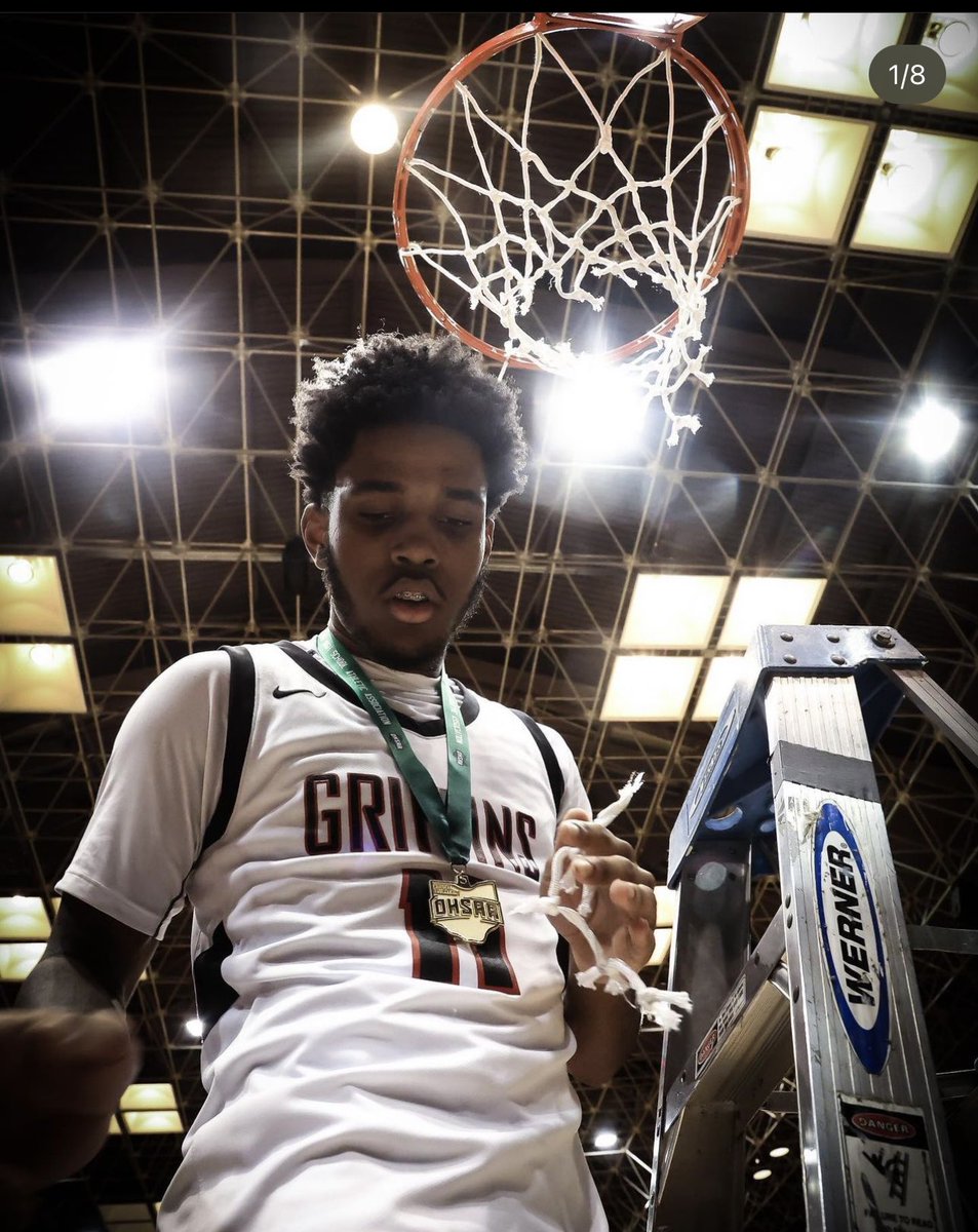 AkronBuchtelBK's tweet photo. THEN THERE WERE 4️⃣…. JOB NOT DONE YET BUT THE GRIFFS PUNCHED THE TICKETS 🎟️ TO THE DANCE ‼️ STRAIGHT TO STATE 🏀🏆🏁‼️ KEEP GOD 1️⃣ & IGNORE THE NOISE 🙏🏾‼️ #Road2STATE🏆 #1040GRIFFS #TheBROTHERHOOD🩸 #StriveForGREATNESS🚀 #TogetherWeAchieveMORE #NetCHASIN https://t.co/C3VdSBa2pX