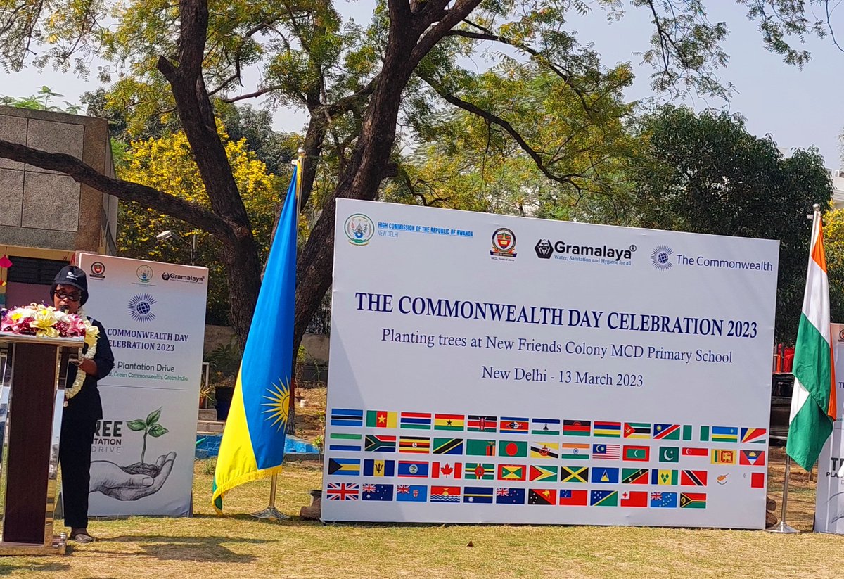LalaAccouche's tweet photo. Lalatiana Accouche
Seychelles High Commissioner was among other Heads of Mission and diplomats in New Delhi to take part in the tree planting event organised by the High Commission of Rwanda as part of activities to mark the #Commomwealth Day in New Delhi https://t.co/PdQTsRTUSj