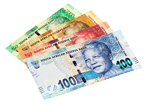 Am_Blujay's tweet photo. Imagine going to Mozambique you see your husband's face on the money and you go to SA you see your other husband's face on the money , two Presidents in a single lifetime ,Graca is the GOAT https://t.co/9fBMjQ6YAL