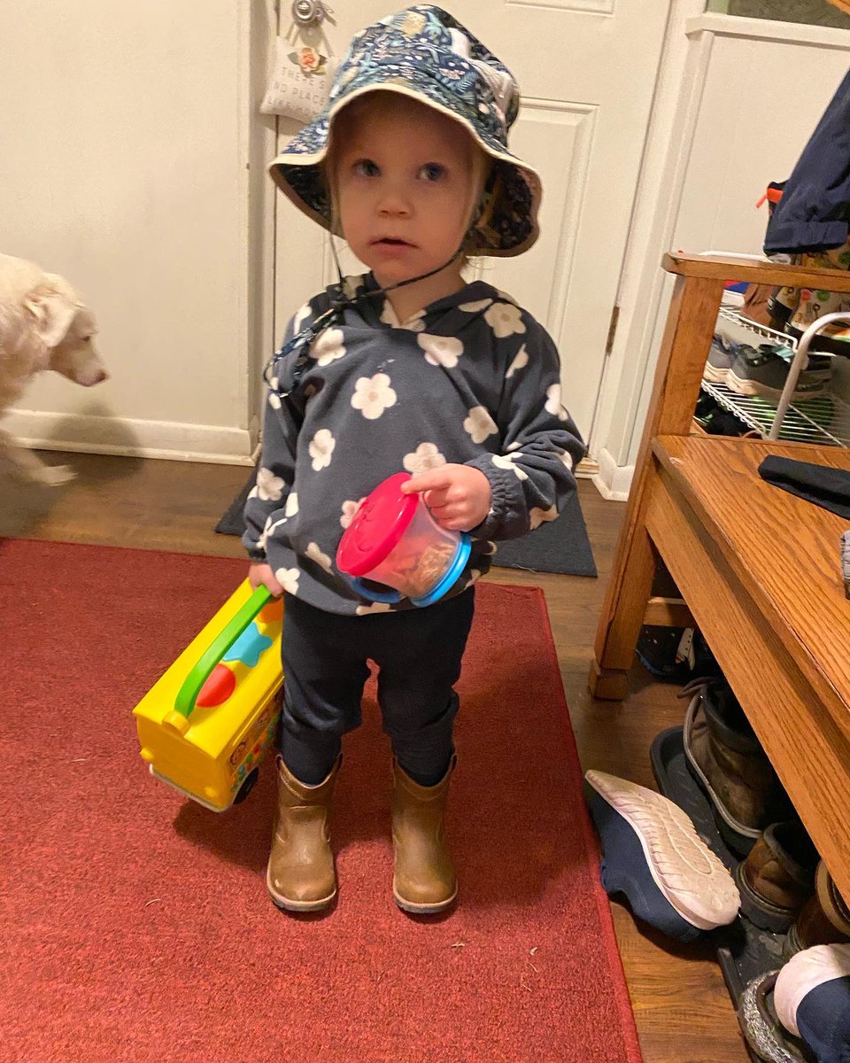 AlWalsh315's tweet photo. @CuseWaterBoy Daughters are like that! https://t.co/hfS2ZoCkoW