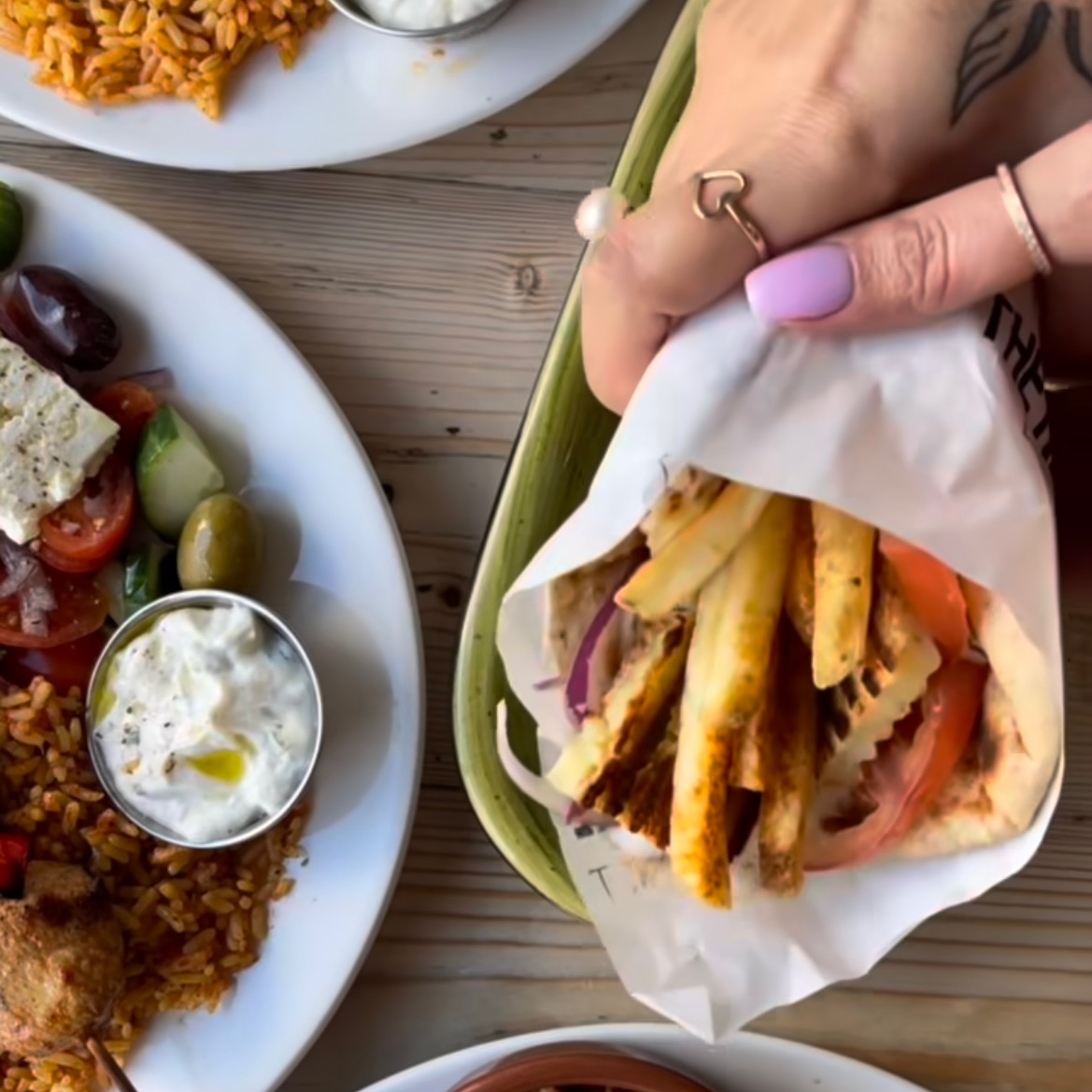 wearetouchwood's tweet photo. IT’S SOUVLAKI TIME!

Every Monday &amp; Tuesday at The Real Greek, order your souvlaki via Click &amp; Collect for only £6! Find out more here https://t.co/m4nBfgRM8u

#souvlaki #therealgreek #greekfood #clickandcollect https://t.co/KPw9jCWzEk