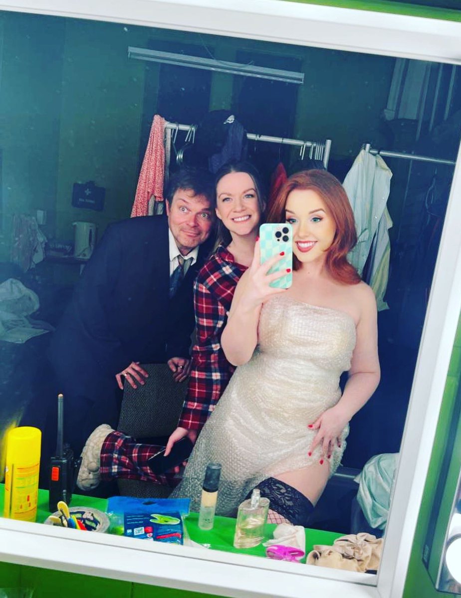 Chrisnet75's tweet photo. It’s time to put the sharp knife back in the drawer, the tools back in the box, burn the box of magazines in the wardrobe &amp; put Ruby back in her box.

It was an absolute pleasure playing Alison. Thank you to everyone who came out to see it!♥️🥰 https://t.co/YpP1ckYlYS
