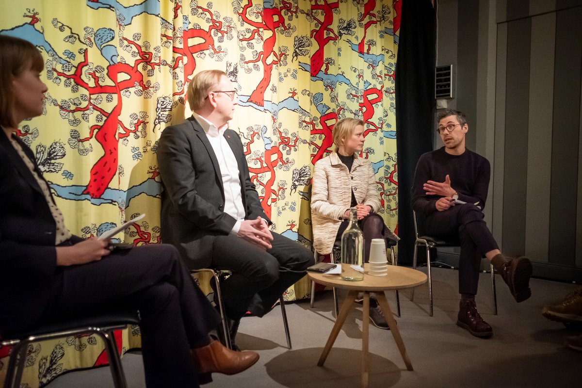 We Effect (@weeffect) on Twitter photo Vikten av att få på plats ett skadeståndsansvar, att säkerställa meningsfull konsultation och finanssektorns ansvar lyftes av paneldeltagarna <a href="/fredrikolovsson/">Fredrik Olovsson</a>, <a href="/MVervynckt/">Mathieu Vervynckt</a> och <a href="/EmilieWestholm/">Emilie Westholm</a> i samtalet som följde torsdagens förhandsvisning av <a href="/TheIllusionDoc/">The Illusion of Abundance Documentary</a> #CSDDD #EHRDs Vikten av att få på plats ett skadeståndsansvar, att säkerställa meningsfull konsultation och finanssektorns ansvar lyftes av paneldeltagarna <a href="/fredrikolovsson/">Fredrik Olovsson</a>, <a href="/MVervynckt/">Mathieu Vervynckt</a> och <a href="/EmilieWestholm/">Emilie Westholm</a> i samtalet som följde torsdagens förhandsvisning av <a href="/TheIllusionDoc/">The Illusion of Abundance Documentary</a> #CSDDD #EHRDs