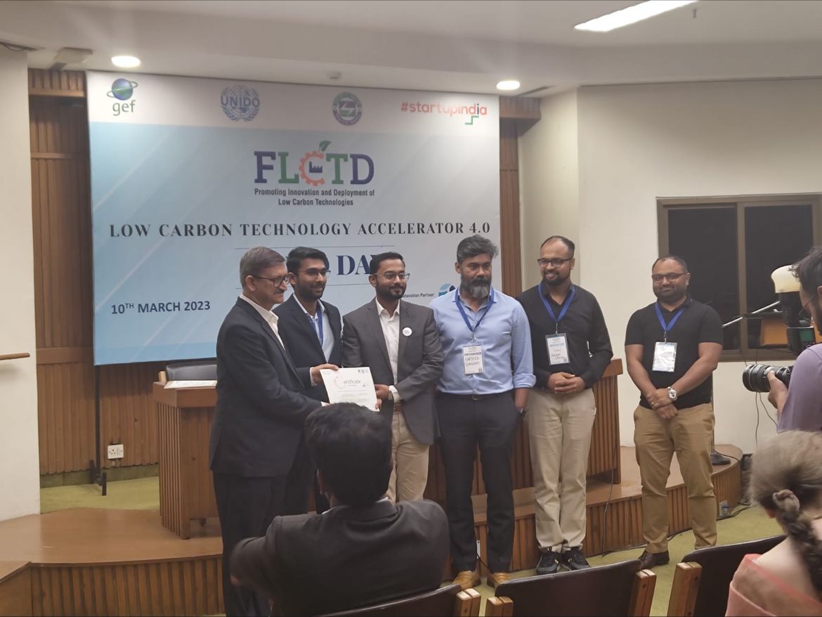 AicSangam's tweet photo. ….and the winner of the #FLCTDAccelerator4 is Mini Mines!
Congratulations to the team Minimines and Anupam Kumar Arvind Bhardwaj!!
#FLCTD #FLCTDAccelerator4 #winner #cleantech #minimines #climatetech #cleantechnology #climatechange https://t.co/zRGDgSsDvc