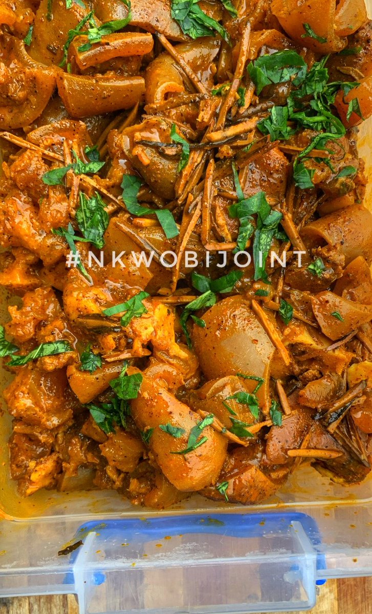 nkwobijoint's tweet photo. I KNOW WHAT YOU WANT❗❗🥣
➡️ Or am I wrong ?😉🤷‍♀️😅

Good morning Lovelies and Happy new Week❗

We're open 9am-8:30pm everyday ⬇️
To order Kindly call or WhatsApp--(link in bio)

#nkwobi #isiewu #nkwobijoint #fooddelivery #wtcfinal https://t.co/LrVwIfVGnm